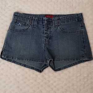 tilt Jean Shorts